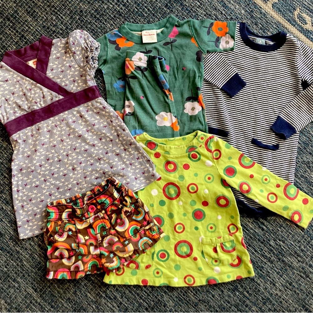 Size 4 bundle Tea Collection Dress Baby Gap Dress Hanna Anderson Pajamas Set